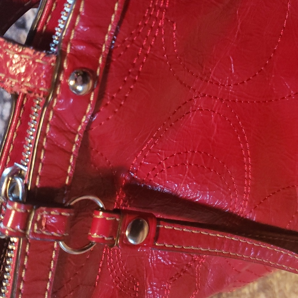 coach purse - Picture 3 of 8